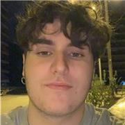 Nativo en lengua inglesa graduado en Bachillerato de Ciencias